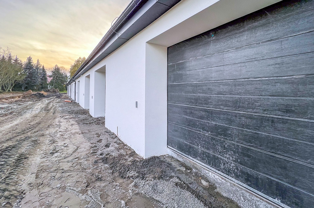 nowoczesna bryła budynku nieruchomości komercyjnej do wynajęcia Poznań (okolice)