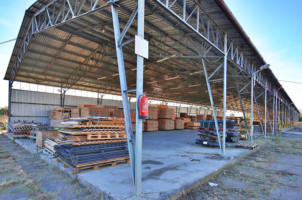 inna perspektywa hali w nieruchomości komeercyjnej na wynajem Gorzów Wielkopolski