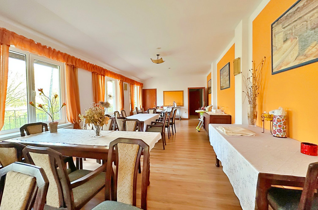 fragment restauracji w nieruchomości komercyjnej na sprzedaż Frankfurt nad Odrą (okolice)