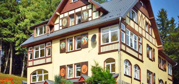 elegancka bryła nieruchomości inwestycyjnej do sprzedaży Karpacz