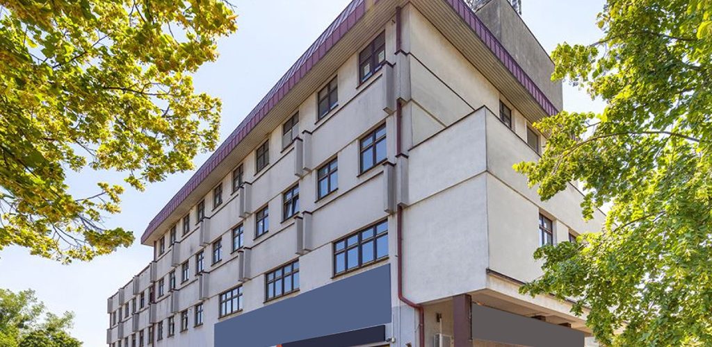 imponująca bryła nieruchomości inwestycyjnej do sprzedaży Konin
