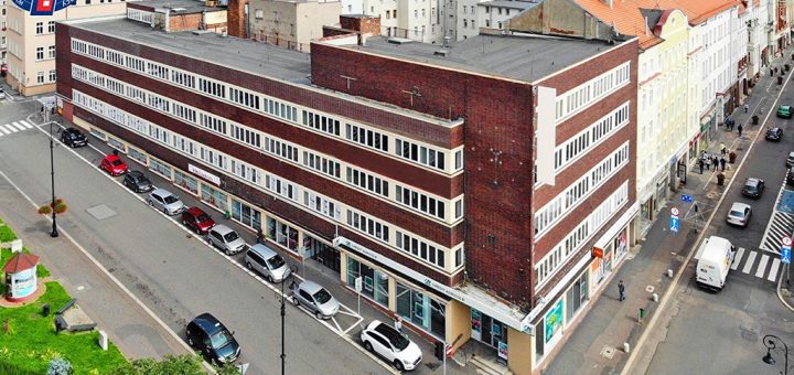 widok z lotu ptaka na nieruchomość inwestycyjną do sprzedaży Wałbrzych