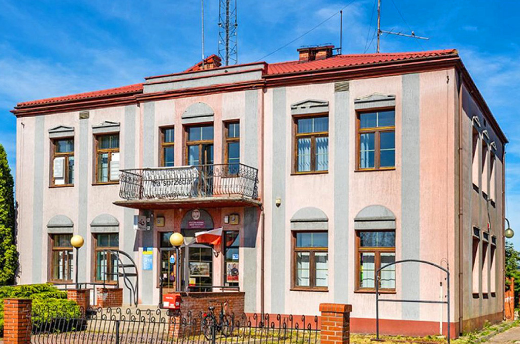 frontowa elewacja nieruchomości inwestycyjnej do sprzedaży Częstochowa (okolica)