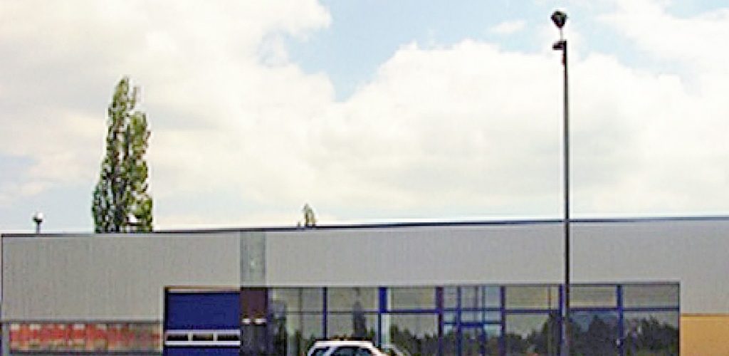 frontowa elewacja nieruchomości inwestycyjnej do sprzedaży Opole (okolice)