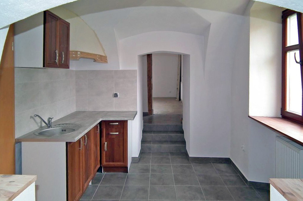 pomieszczenie socjalne w nieruchomości komercyjnej do sprzedaży Wałbrzych (okolice)