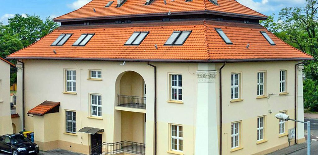 frontowa elewacja nieruchomości inwestycyjnej do sprzedaży Katowice (okolice)