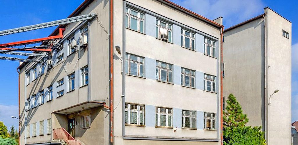 imponująca bryła nieruchomości inwestycyjnej do sprzedaży Katowice (okolice)