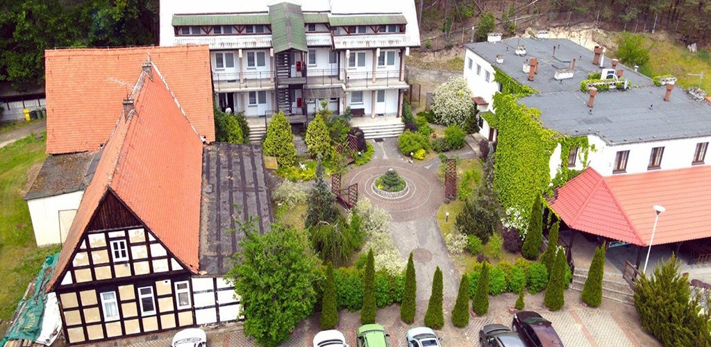 widok z lotu ptaka na nieruchomość inwestycyjną do sprzedaży Zielona Góra (okolice)