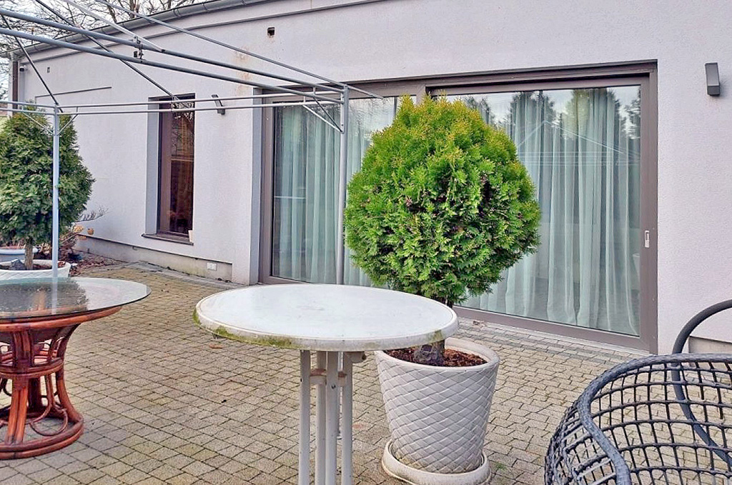 imponujących rozmiarów tara przy nieruchomości komercyjnej na sprzedaż Zielona Góra okolice