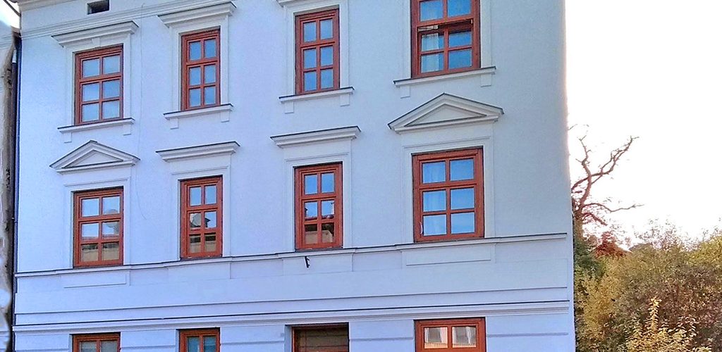 frontowa elewacja nieruchomości inwestycyjnej do sprxzedaży Cieszyn