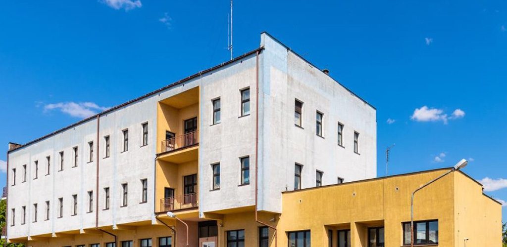 imponująca bryła nieruchomości inwestycyjnej do sprzedaży Radom