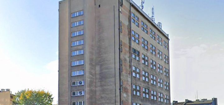 widok z boku na nieruchomość inwestycyjną do sprzedaży Tarnów