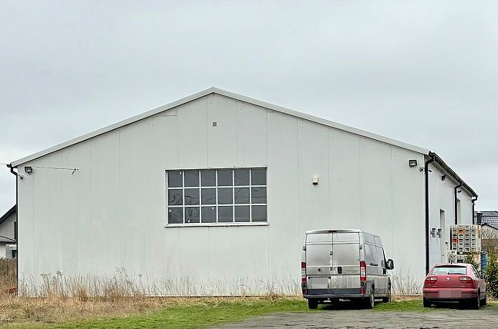 widok z boku na nieruchomość komercyjną do wynajęcia Inowrocław