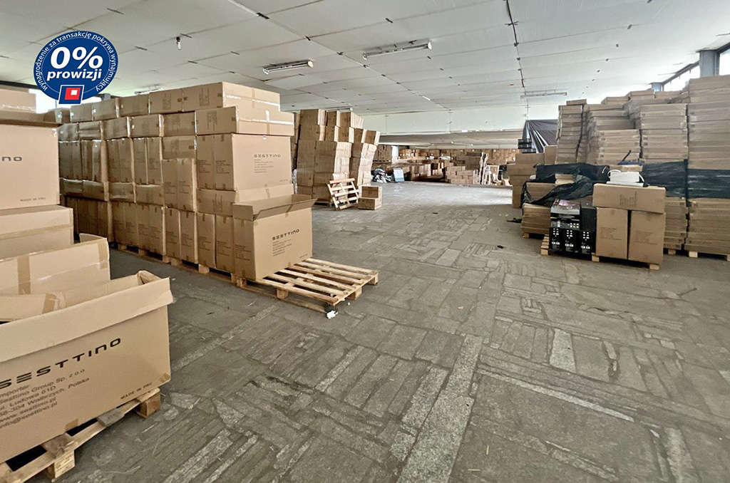 jedna z hal na terenie nieruchomości inwestycyjnej do wynajmu Wałbrzych