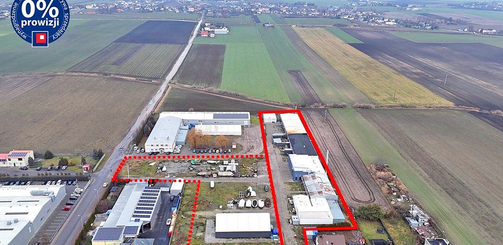widok z lotu ptaka na kompleks zabudowań wchodzący w skład nieruchomości inwestycyjnej do sprzedaży Inowrocław