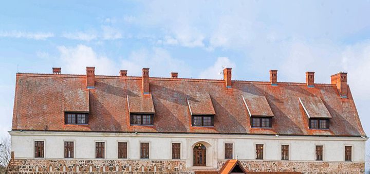 widok z tyłu na nieruchomość inwestycyjną do sprzedaży przy granicy niemieckiej