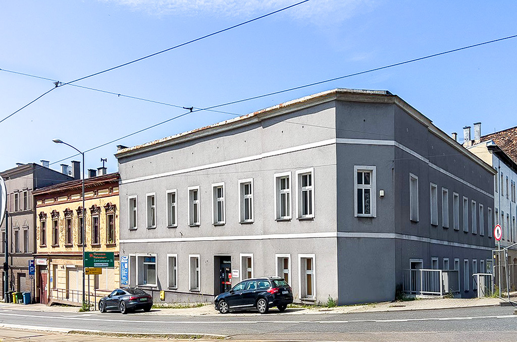 frontowa elewacja nieruchomości inwestycyjnej na sprzedaż Katowice okolice