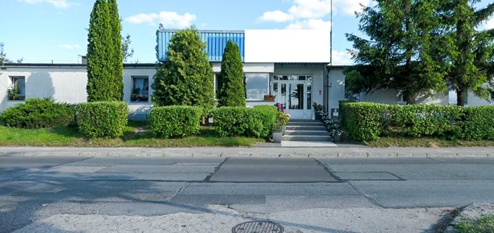 frontowa elewacja nieruchomości inwestycyjnej do sprzedaży Kwidzyn