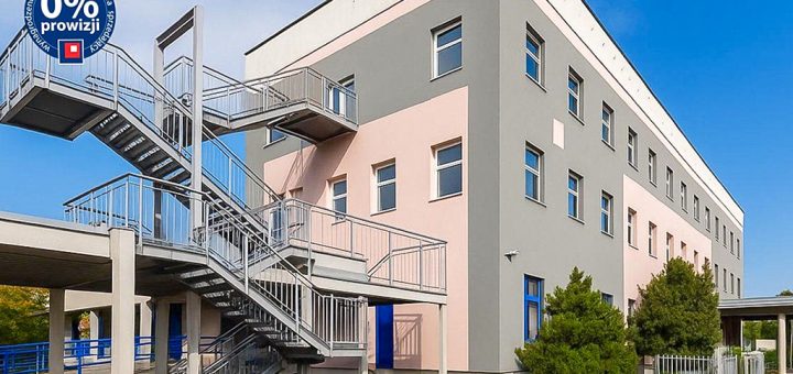 okazała bryła nieruchomości inwestycyjnej do sprzedaży Katowice (okolice)