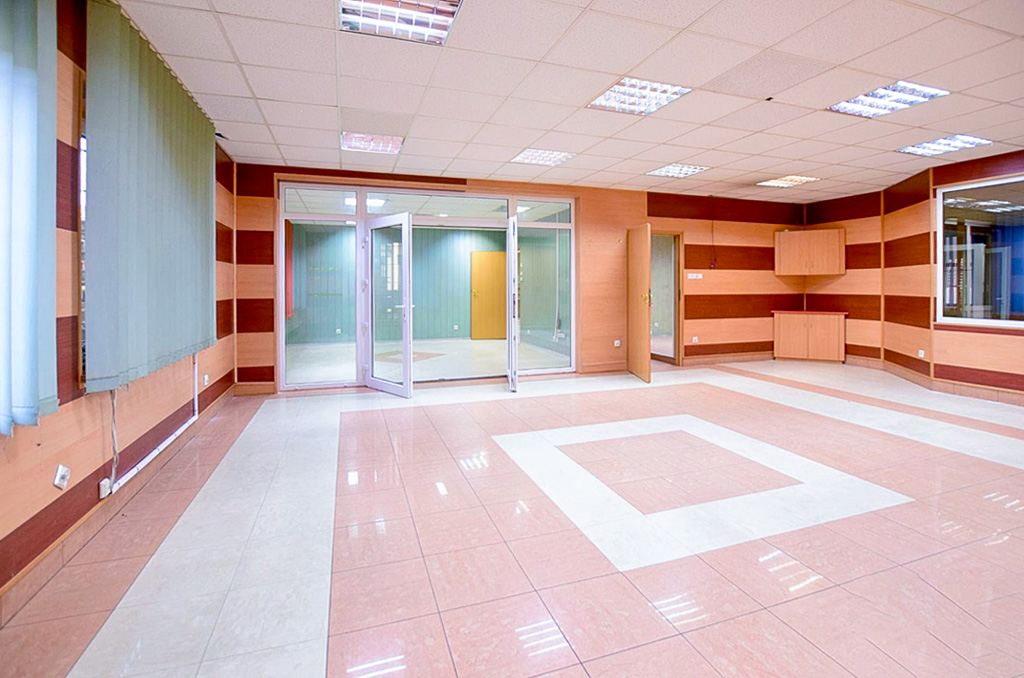 fragment sali na terenie nieruchomości komercyjnej na wynajem Suwałki