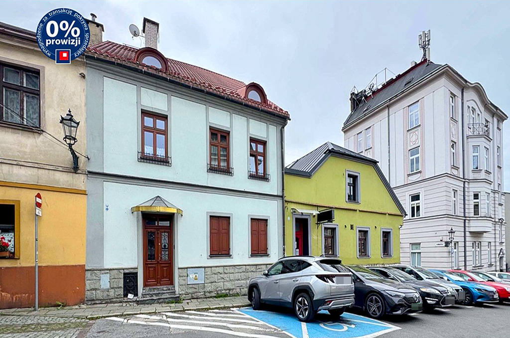 frontowa elewacja nieruchomości inwestycyjnej do sprzedaży Bielsko-Biała okolice