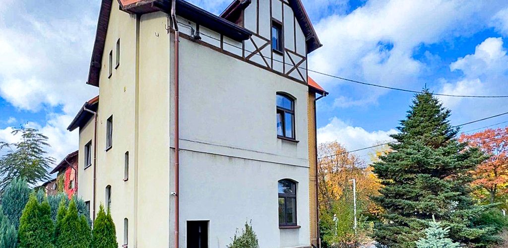 zabytkowa bryła nieruchomości inwestycyjnej do sprzedaży Katowice okolice