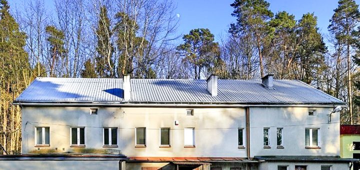 frontowa elewacja nieruchomości inwestycyjnej do sprzedaży Olsztyn