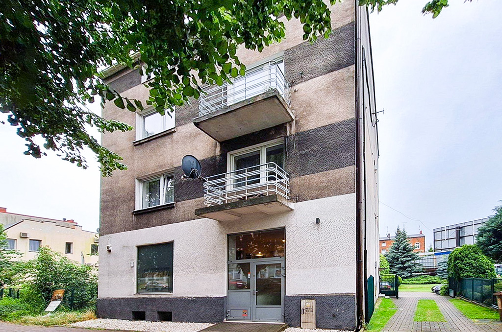 frontowa elewacja nieruchomości inwestycyjnej do sprzedaży Częstochowa