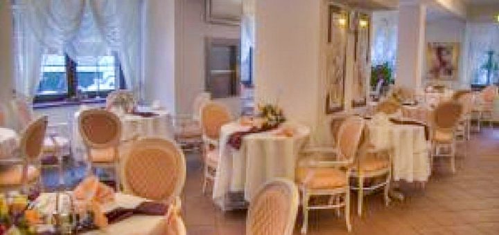 sala restauracyjna na terenie nieruchomości inwestycyjnej do sprzedaży Bielsko-Biała okolice