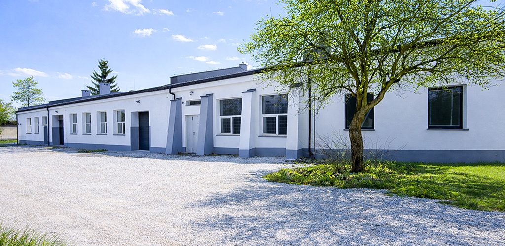 frontowa elewacja nieruchomości inwestycyjnej do sprzedązy Katowice