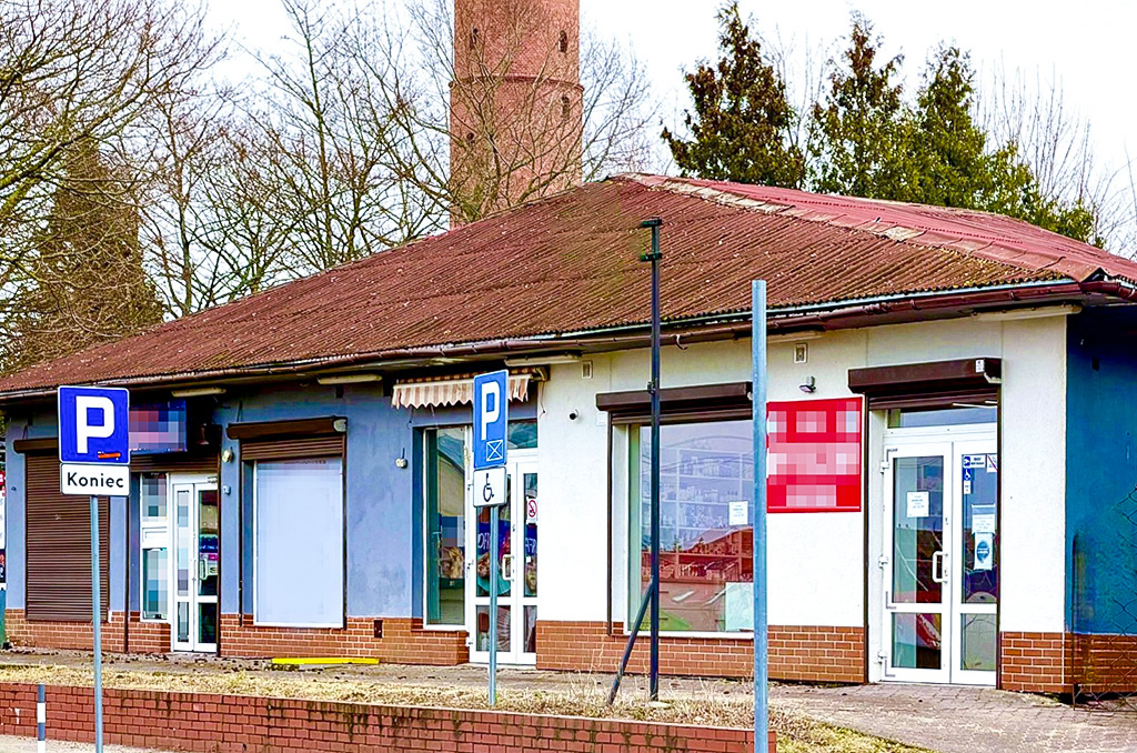 frontowa elewacja nieruchomości inwestycyjnej do sprzedaży nad morzem