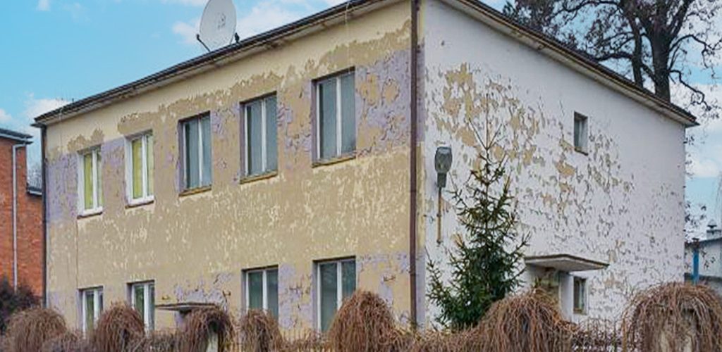 frontowa elewacja nieruchomości inwestycyjnej do sprzedaży Łódź okolice