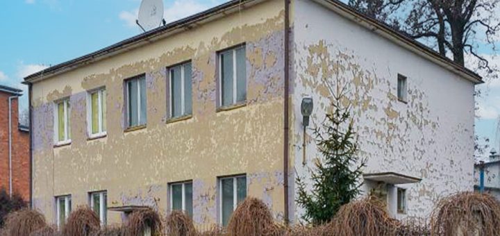 frontowa elewacja nieruchomości inwestycyjnej do sprzedaży Łódź okolice