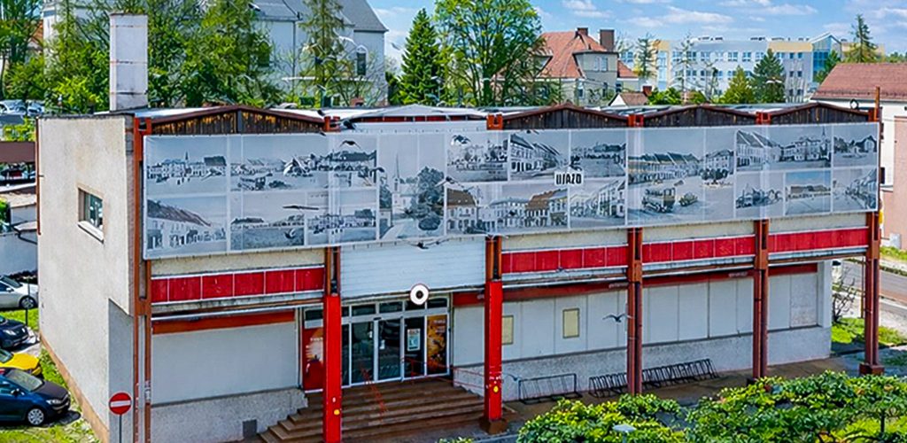 widok od przodu na nieruchomość inwestycyjną do sprzedaży Kędzierzyn-Koźle (okolice)