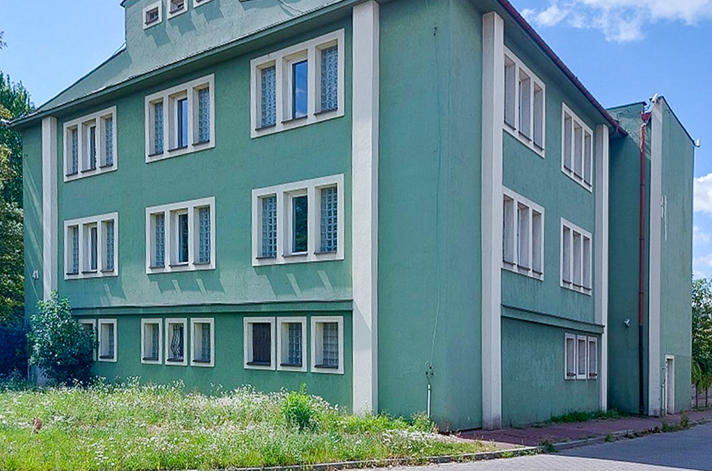rzut z boku na nieruchomość inwestycyjną na sprzedaż Częstochowa
