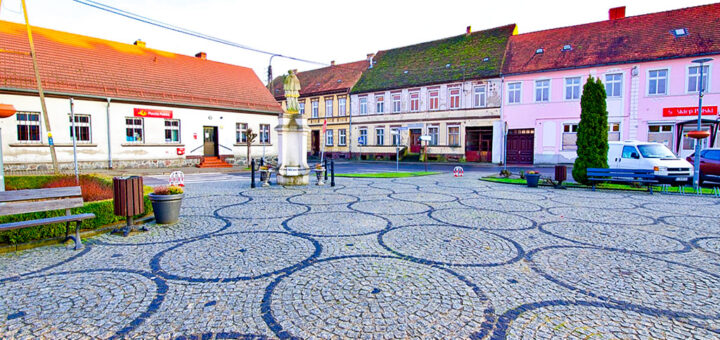 widok od strony rynku na nieruchomość inwestycyjną do sprzedaży Gorzów Wielkopolski (okolice)
