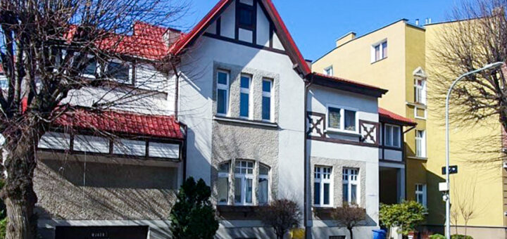 frontowa elewacja nieruchomości inwestycyjnej do sprzedaży Kwidzyn