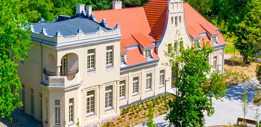 widok z lotu ptaka na nieruchomość inwestycyjną do sprzedaży Wielkopolska