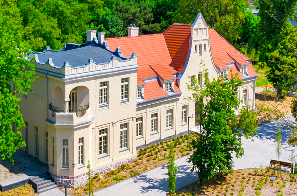 widok z lotu ptaka na nieruchomość inwestycyjną do sprzedaży Wielkopolska