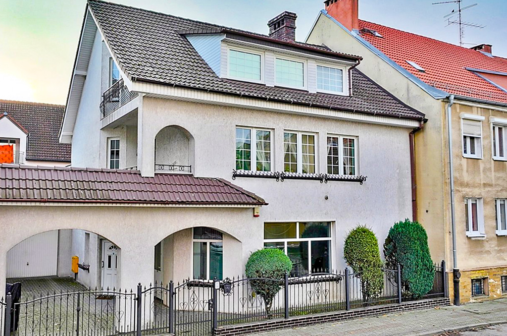 widok od ulicy na nieruchomość inwestycyjną na sprzedaż Gorzów Wielkopolski (okolice)