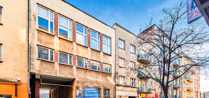Widok z ulicy na nieruchomość inwestycyjną do sprzedaży Katowice okolice