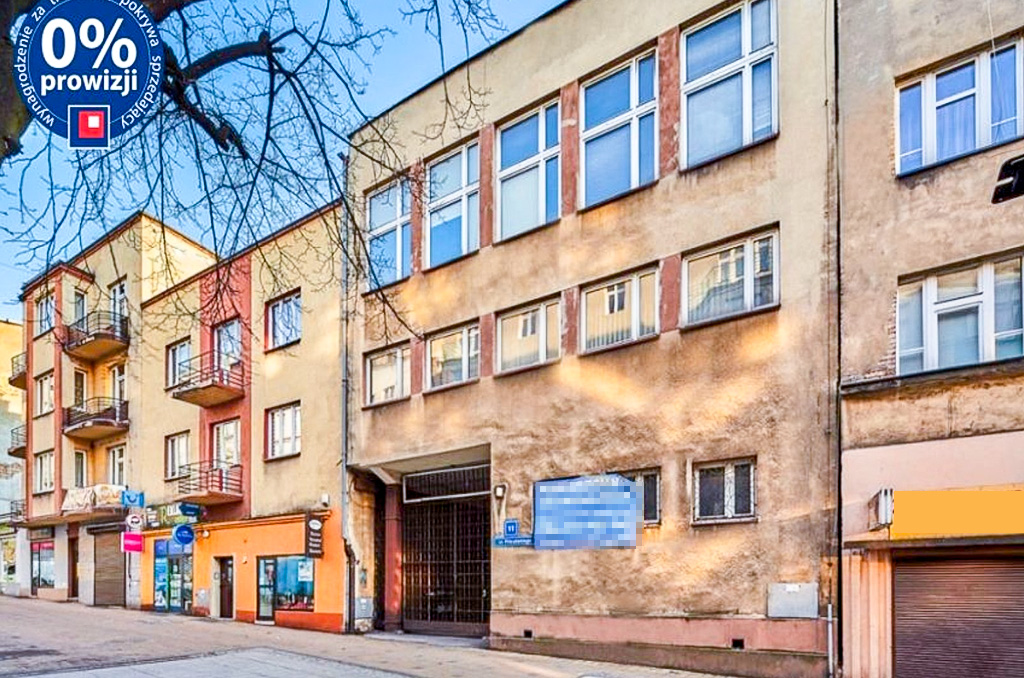 Rzut z drugiej strony na nieruchomość inwestycyjną na sprzedaż Katowice okolice