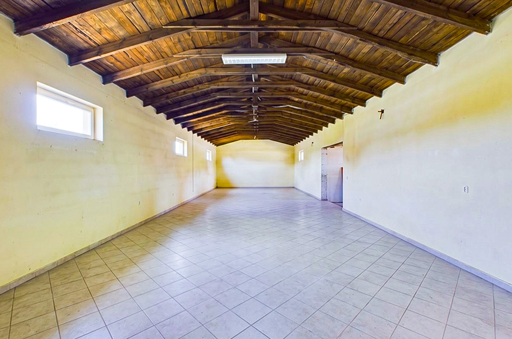 wnętrze nieruchomości inwestycyjnej na sprzedaż Toruń (okolice)