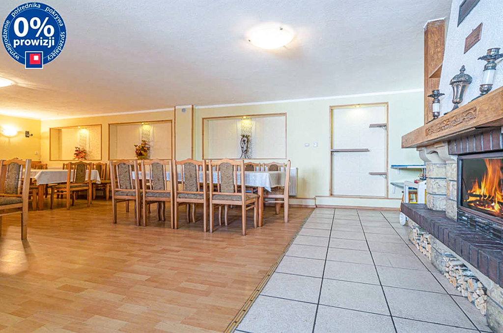 sala restauracyjna na terenie nieruchomości inwestycyjnej do sprzedaży Katowice (okolice)