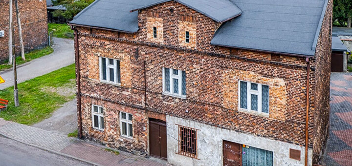 frontowa elewacja nieruchomości inwestycyjnej do sprzedaży Katowice (okolice)