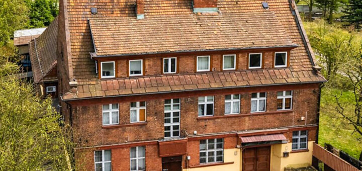 Widok z lotu ptaka na nieruchomość inwestycyjną do sprzedaży Katowice okolicach