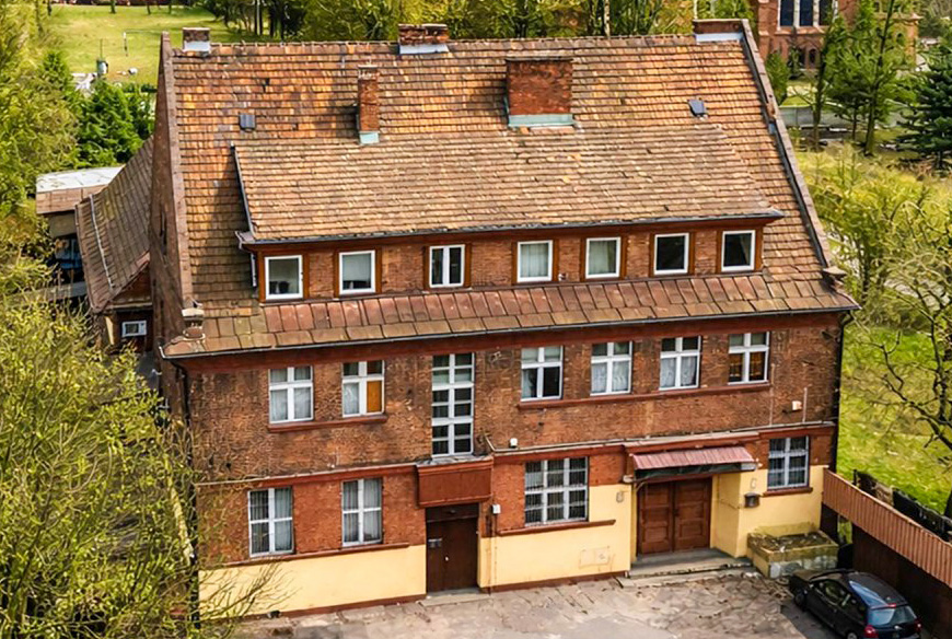 Widok z lotu ptaka na nieruchomość inwestycyjną do sprzedaży Katowice okolicach