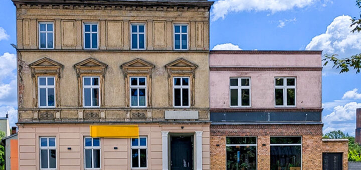 frontowa elewacja nieruchomości inwestycyjnej do sprzedaży Ostrów Wielkopolski (okolice)