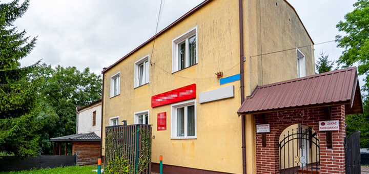 frontowa elewacja nieruchomości inwestycyjnej do sprzedaży Elbląg (okolice)