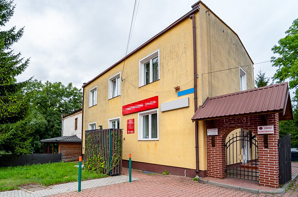 frontowa elewacja nieruchomości inwestycyjnej do sprzedaży Elbląg (okolice)